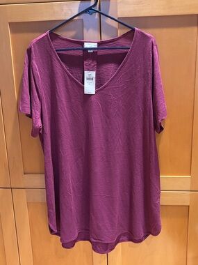 J. Jill Women’s Scoop Neck Loose Fitting Short Sleeve Tee - Burgundy Plum